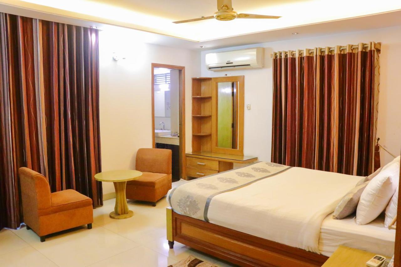 Hotel Afford Inn Dhaka Buitenkant foto