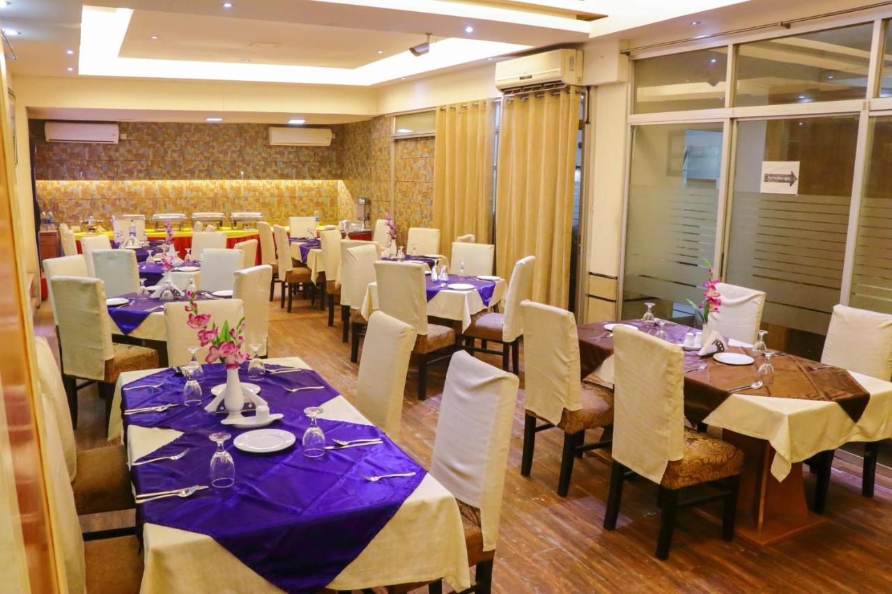 Hotel Afford Inn Dhaka Buitenkant foto