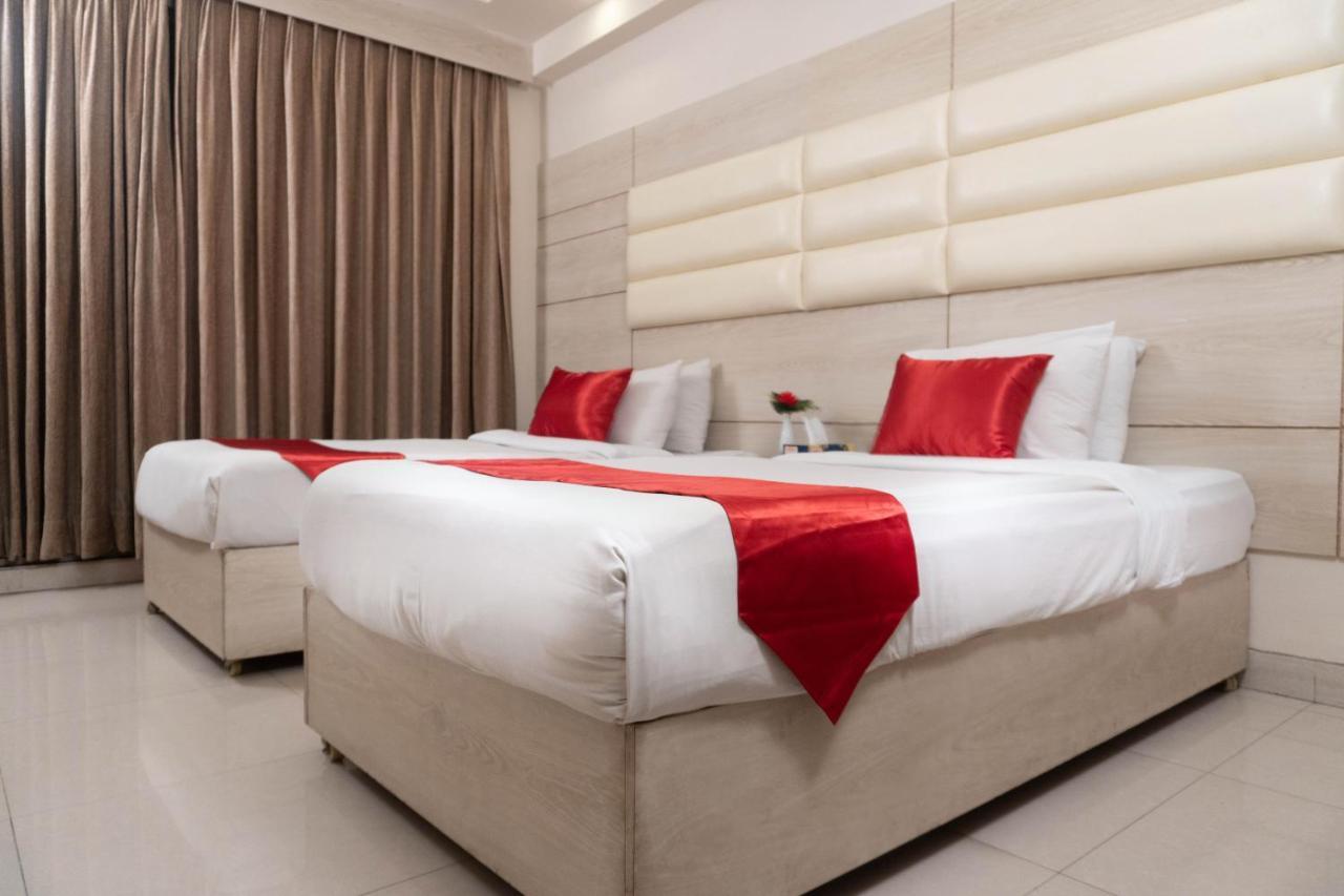 Hotel Afford Inn Dhaka Buitenkant foto