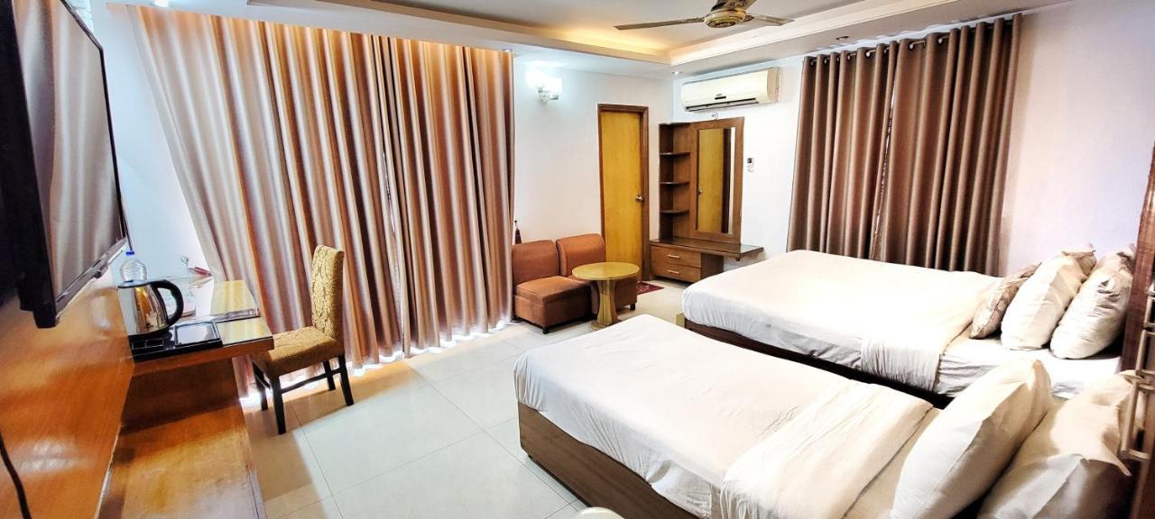 Hotel Afford Inn Dhaka Buitenkant foto