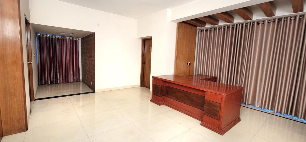 Hotel Afford Inn Dhaka Buitenkant foto