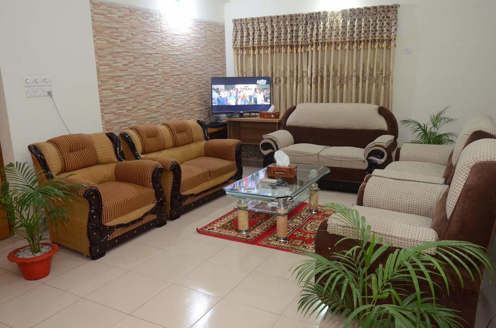 Hotel Afford Inn Dhaka Buitenkant foto